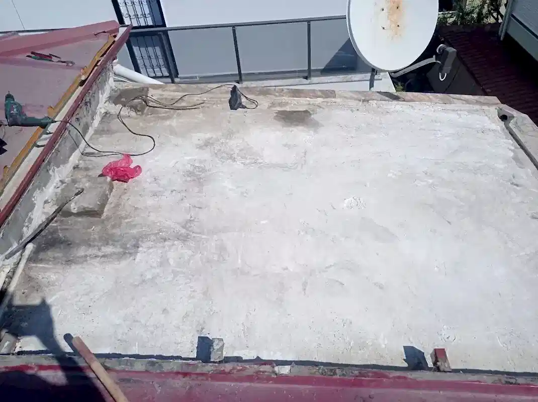 eski çatının kaldırılıp temizlenmesi