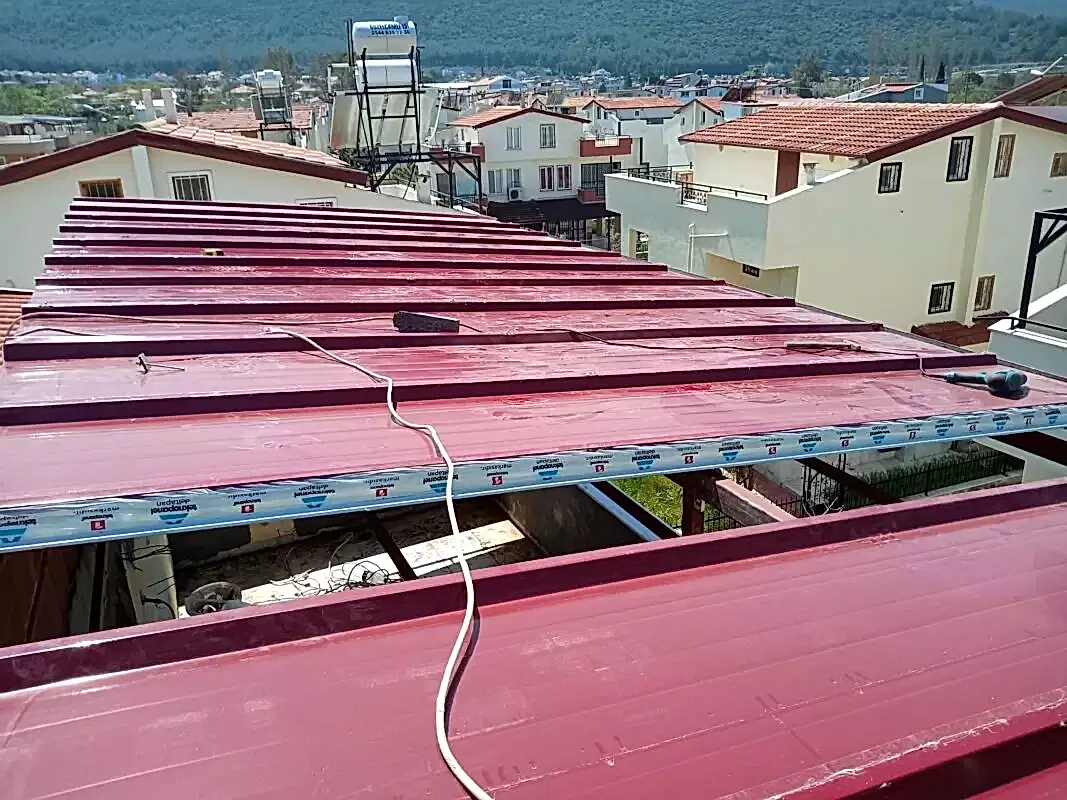 pergole üzeri sandviç panel konulması